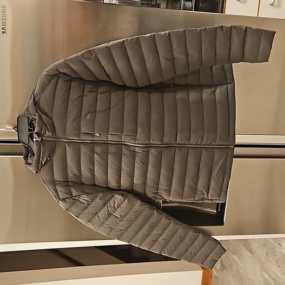 VUORI Steadfast Full Zip Hooded Jacket ~ Balsam XL NWT - Picture 8 of 16